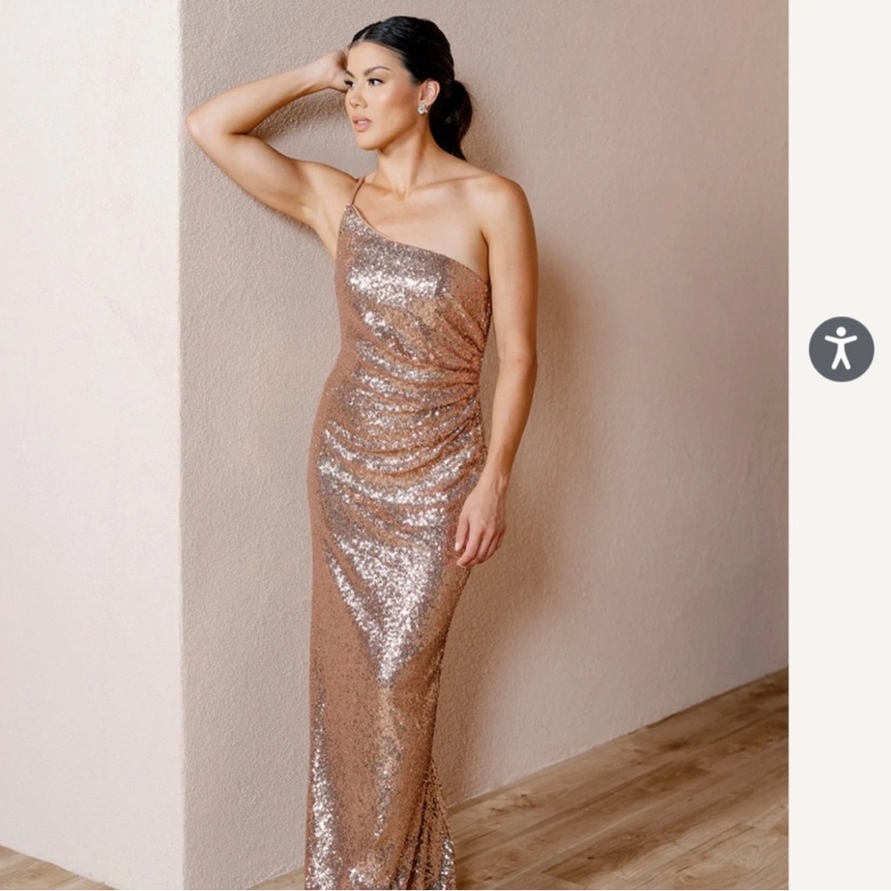 Revelry jade sequin dress size 6 champagne gold